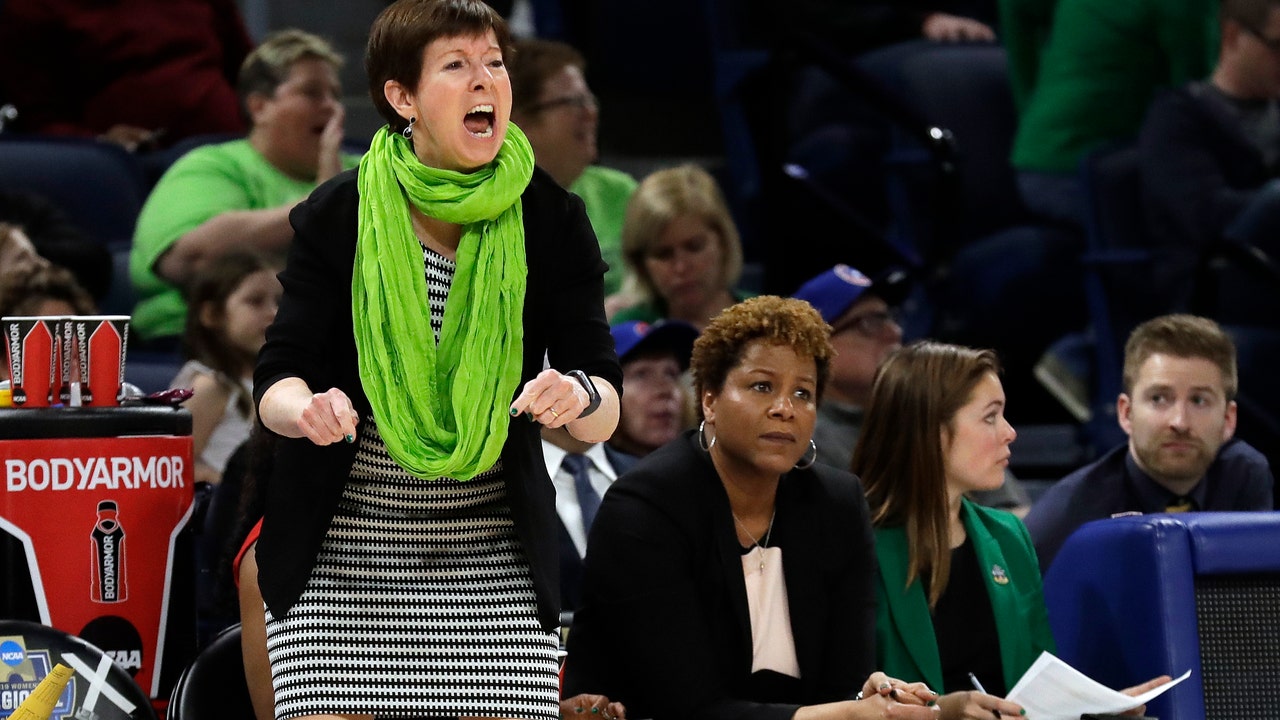 TIPPING OFF: Women’s Elite Eight features all top seeds